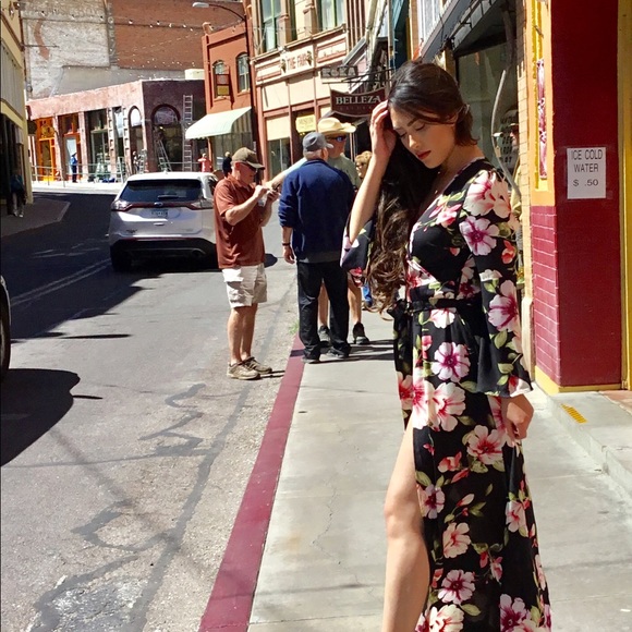 Black Floral Print Maxi Dress-Clearance - Picture 4 of 6